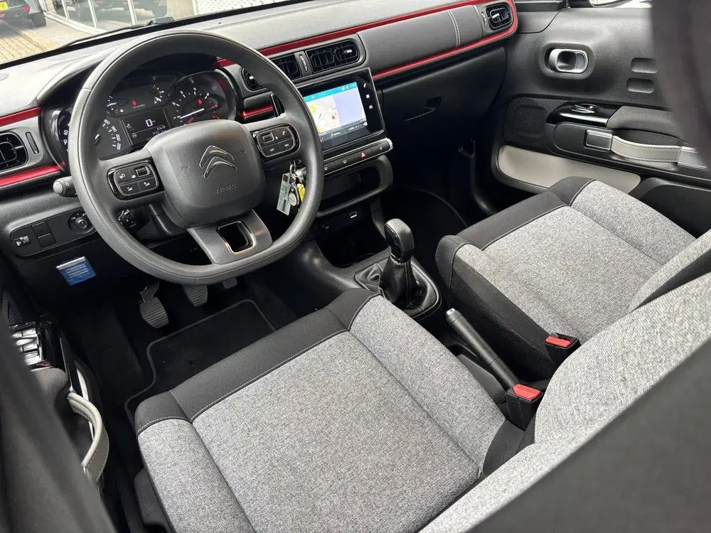 Citroën C3 C-Series 1.2 83pk TWO-TONE uit 2021, foto 12