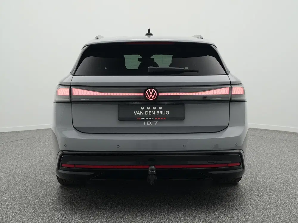 Volkswagen ID.7 Pro 77 kWh 286 PK uit 2025, foto 6