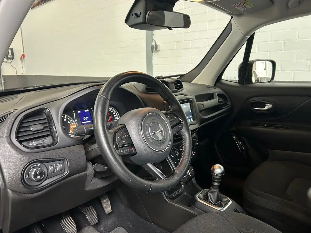Jeep Renegade 1.0T Limited uit 2020, foto 11