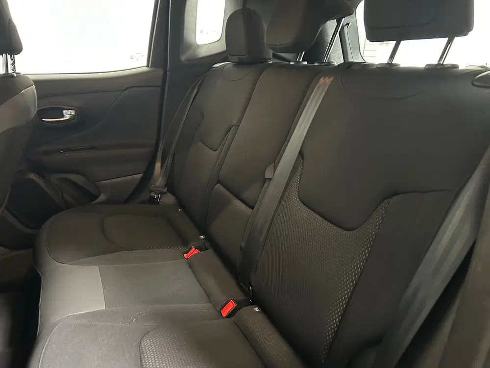 Jeep Renegade 1.0T Limited uit 2020, foto 14