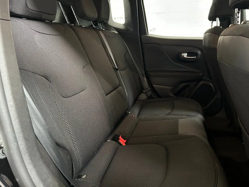 Jeep Renegade 1.0T Limited uit 2020, foto 15