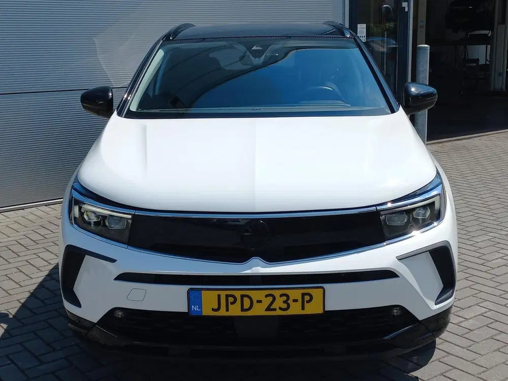Opel Grandland 1.6T 225pk Plug-In Hybrid GS Line Automaat uit 2022, foto 3