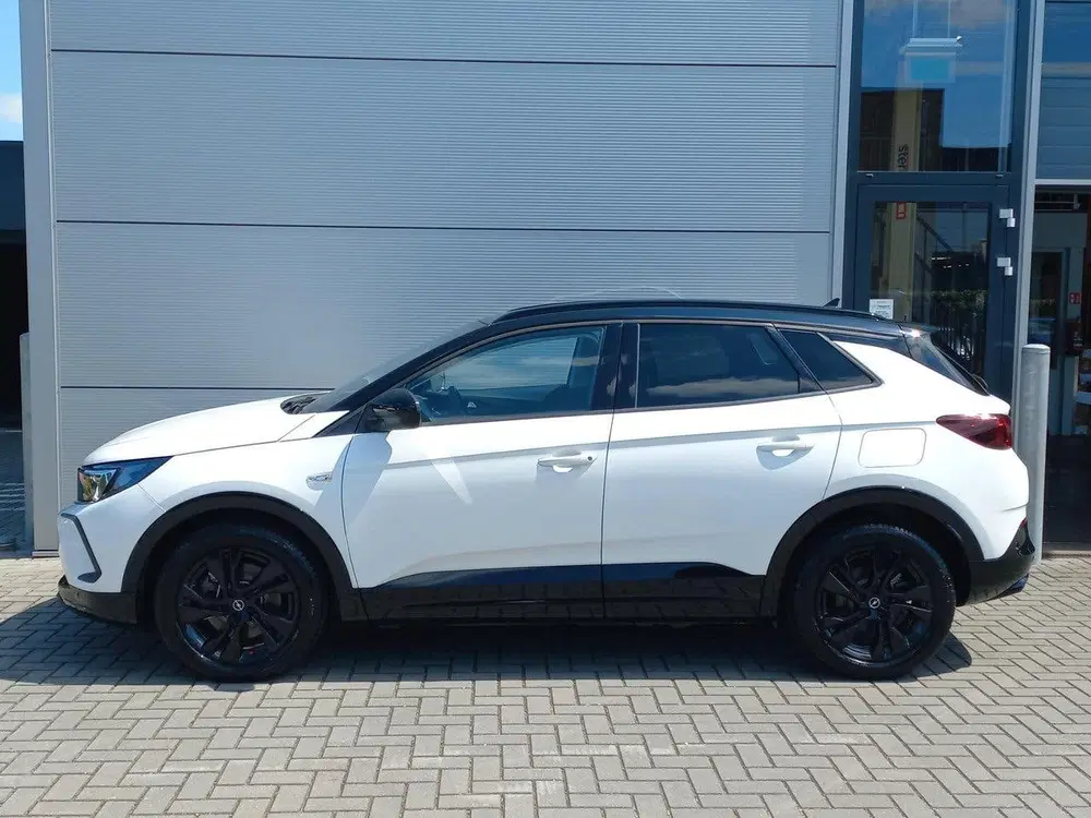 Opel Grandland 1.6T 225pk Plug-In Hybrid GS Line Automaat uit 2022, foto 4