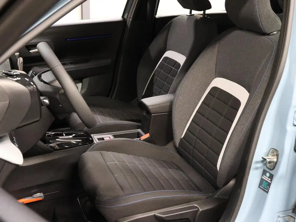 Citroën C3 ë-C3 Plus 113PK Comfort Range 44 kWh uit 2026, foto 12
