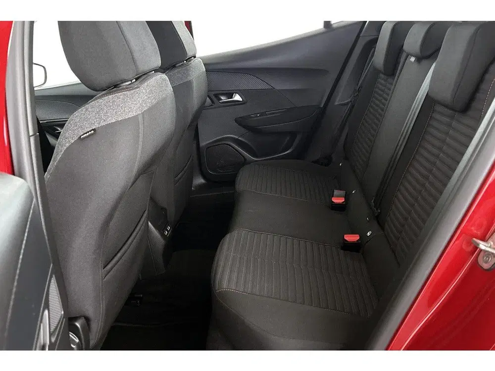 Peugeot 2008 EV Active Pack 50 kWh Apple CarPlay Climat uit 2022, foto 8