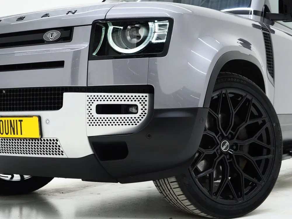 Land Rover Defender 2.0 P400e Urban Look uit 2021, foto 6