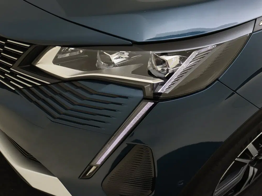 Peugeot 3008 1.2 PureTech GT uit 2023, foto 13