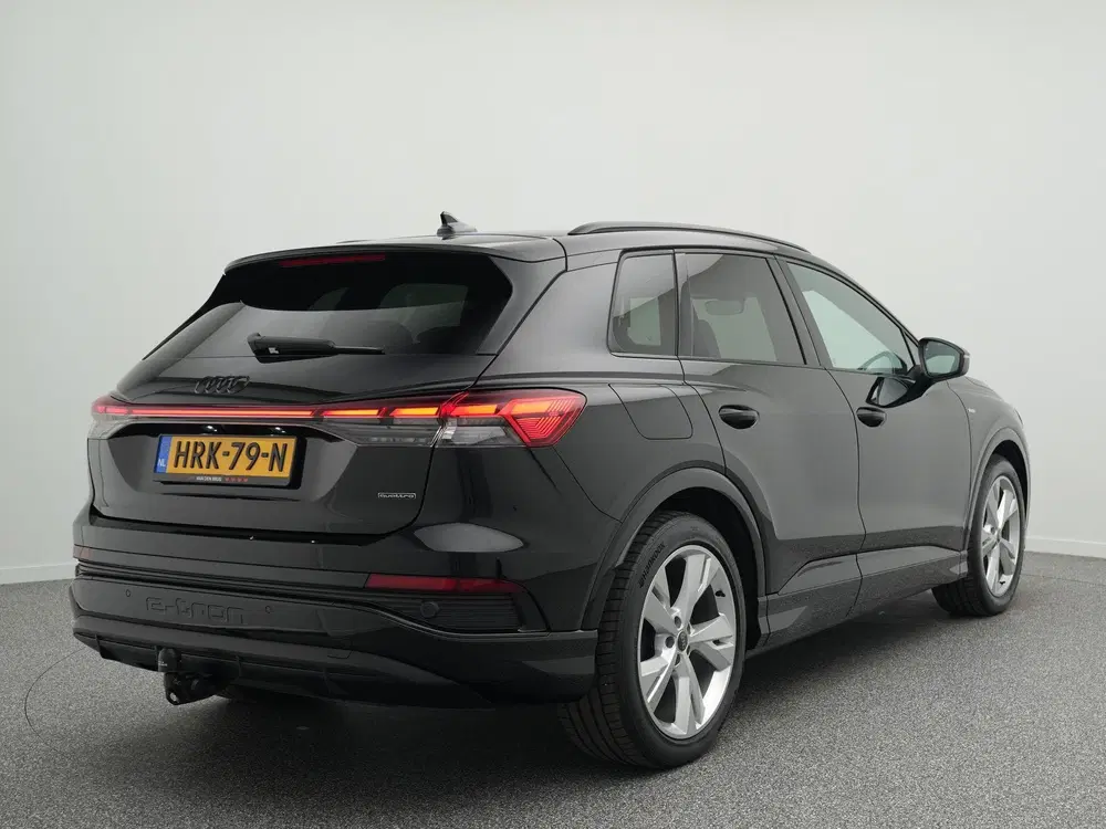 Audi Q4 e-tron 45 quattro S Edition 286 PK 82 kWh uit 2025, foto 2