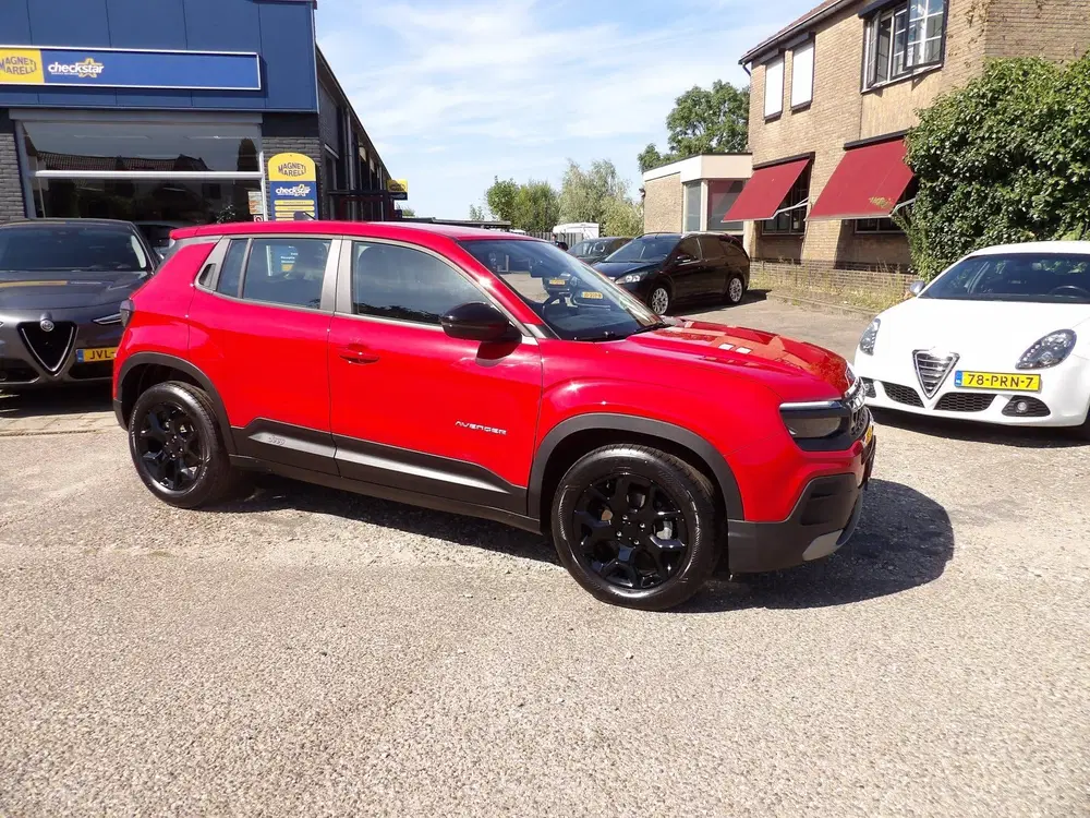 Jeep Avenger 1.2 Longitude uit 2024, foto 2