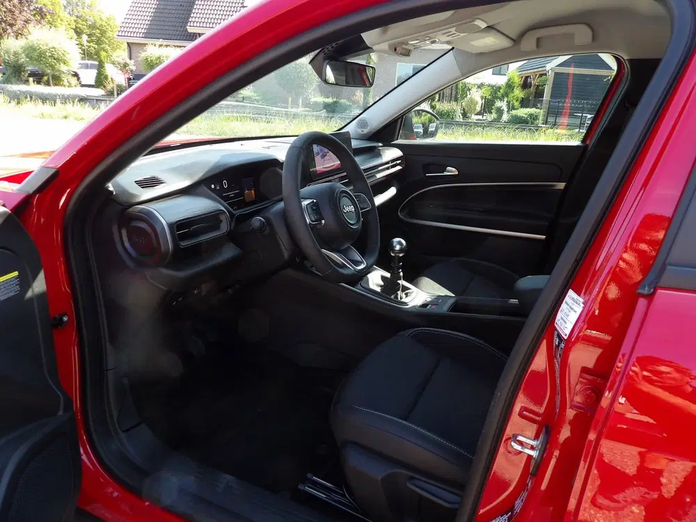 Jeep Avenger 1.2 Longitude uit 2024, foto 9