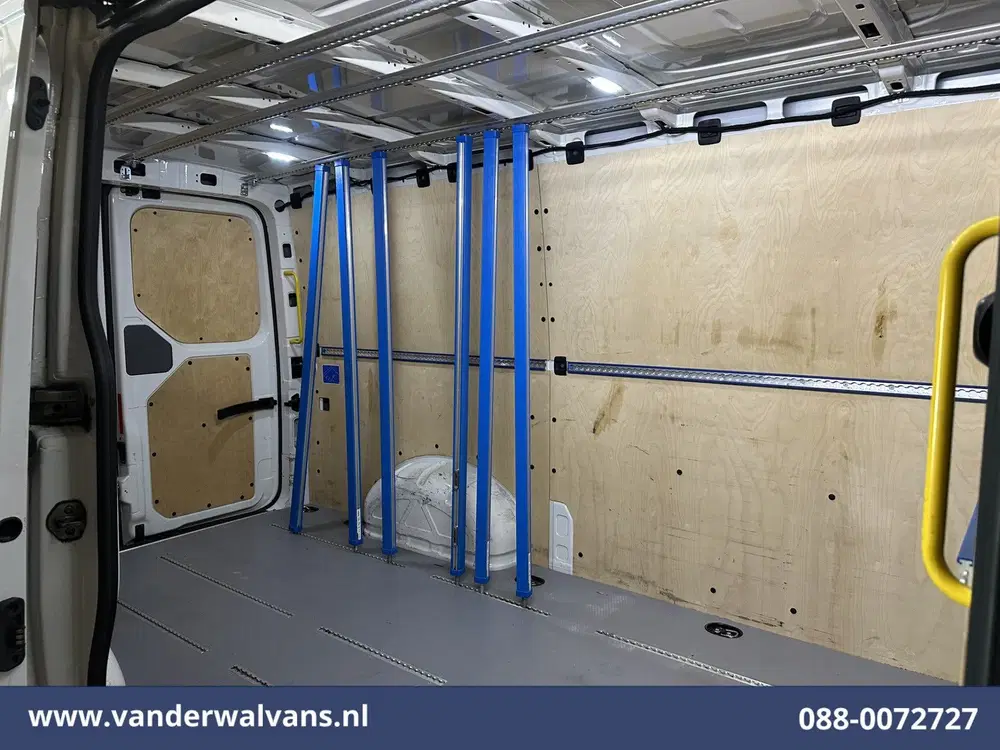 Volkswagen Crafter 2.0 TDI L3H2 L2H1 Euro6 Airco uit 2020, foto 9
