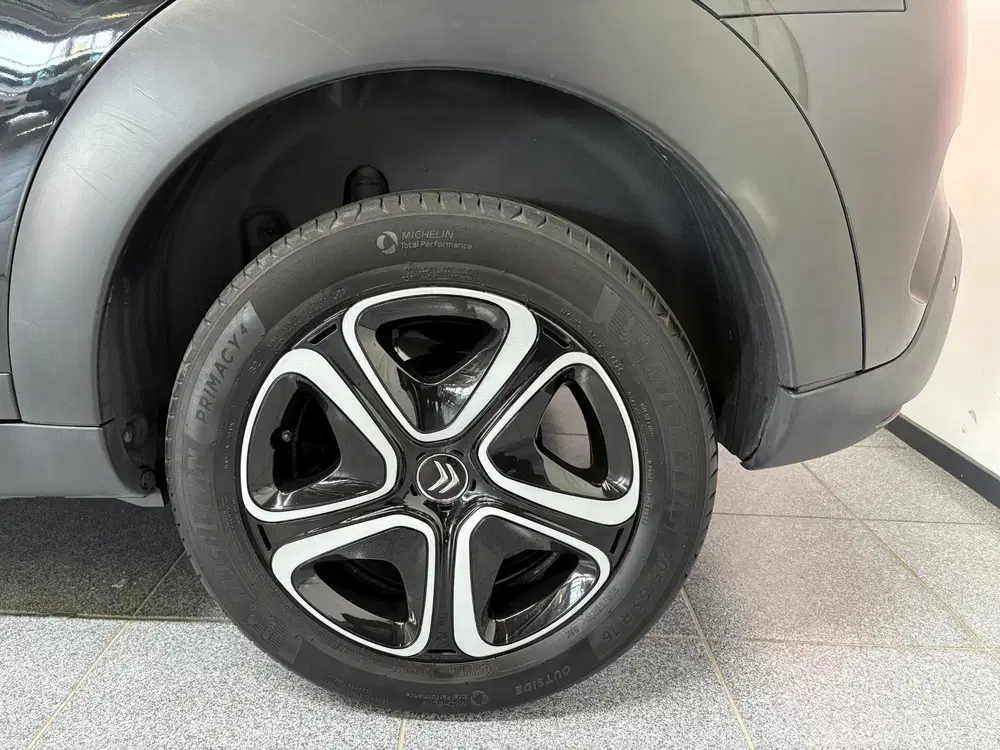 Citroën C4 Cactus Citroen C4 Cactus 1.2 PureTech C-series Ac uit 2020, foto 5
