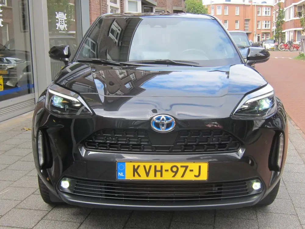 Toyota Yaris Cross 1.5 Hybrid 115 First Edition all-seasonba uit 2024, foto 7