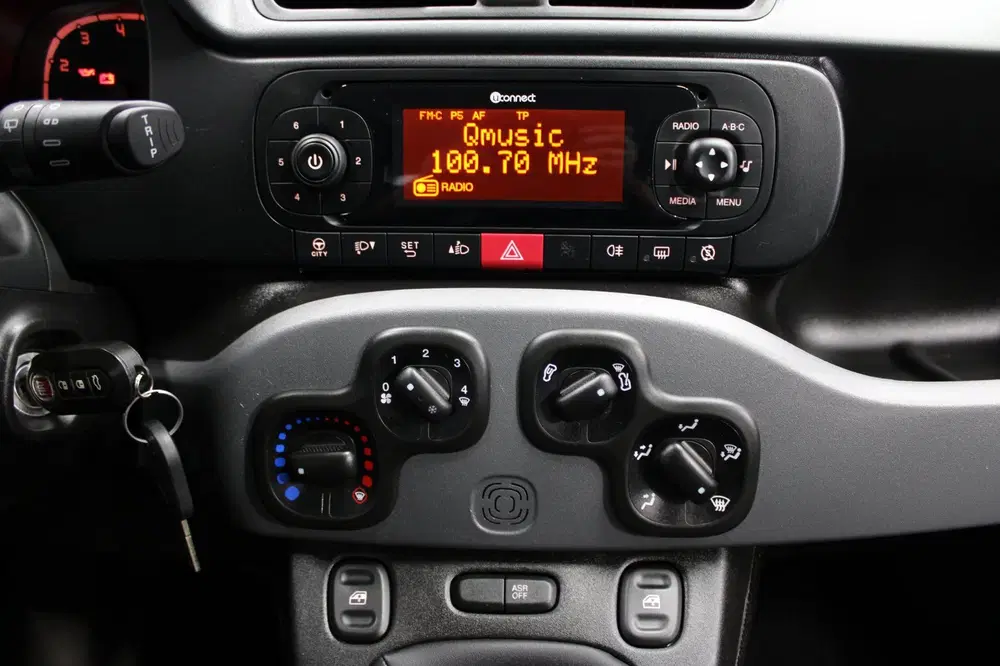Fiat Panda 1.0 Hybrid City Life uit 2022, foto 11