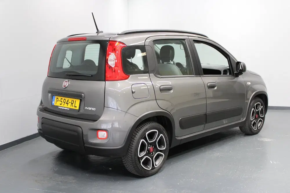 Fiat Panda 1.0 Hybrid City Life uit 2022, foto 6