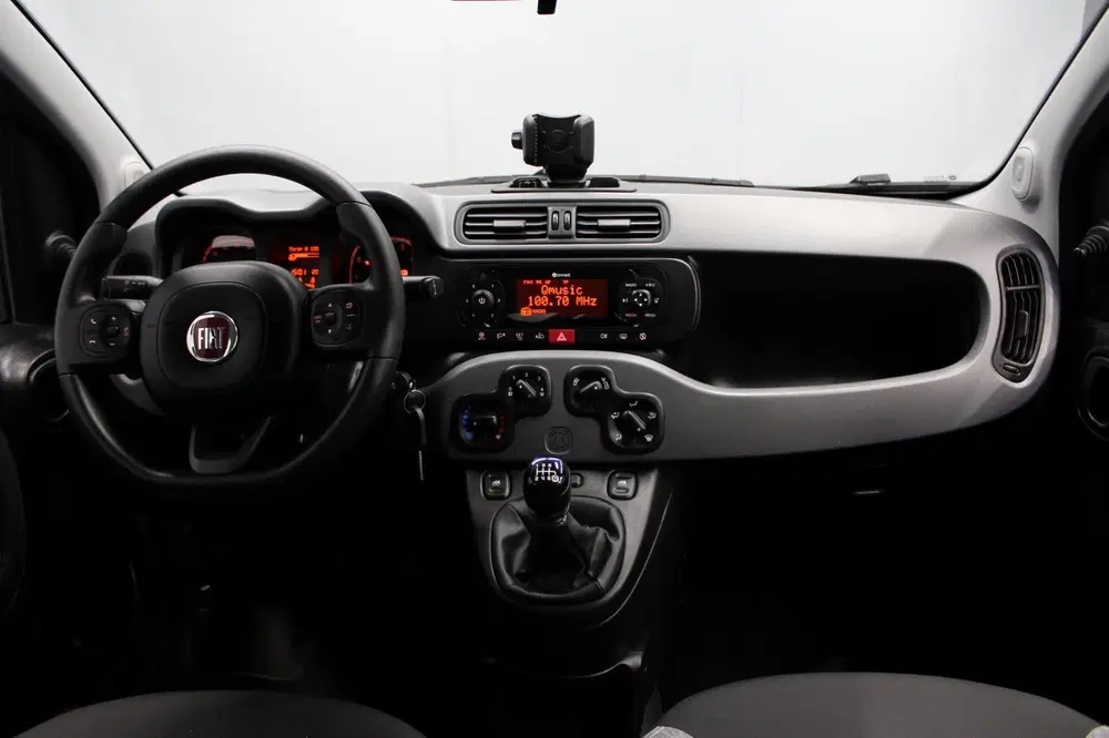Fiat Panda 1.0 Hybrid City Life uit 2022, foto 9