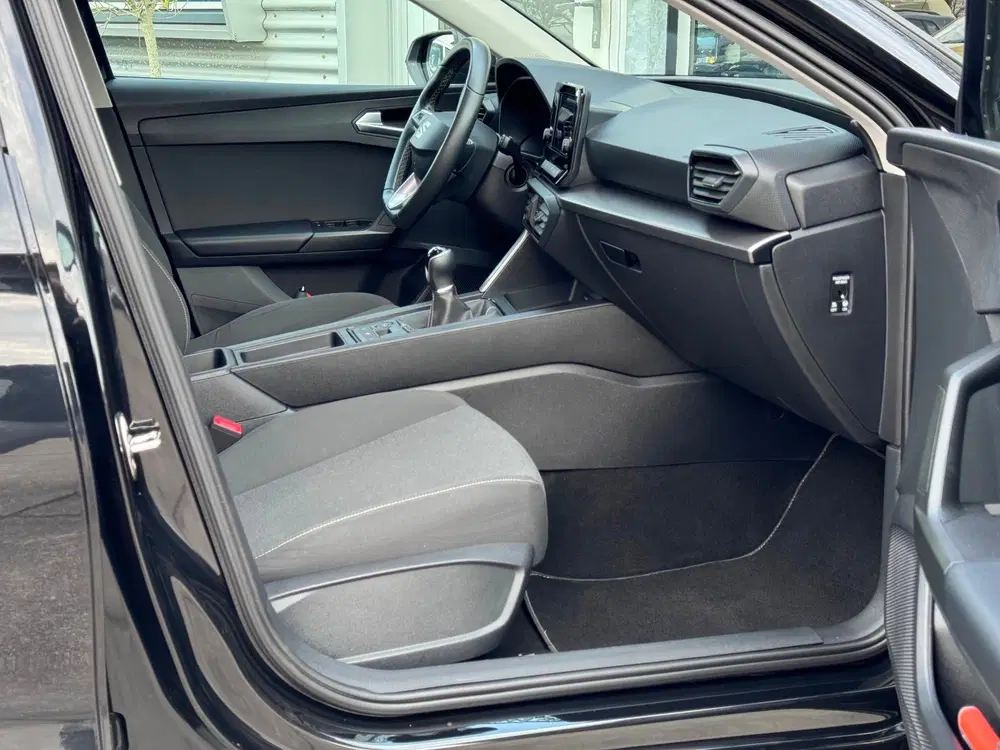 SEAT Leon 1.0 TSI Reference Cruise uit 2023, foto 10