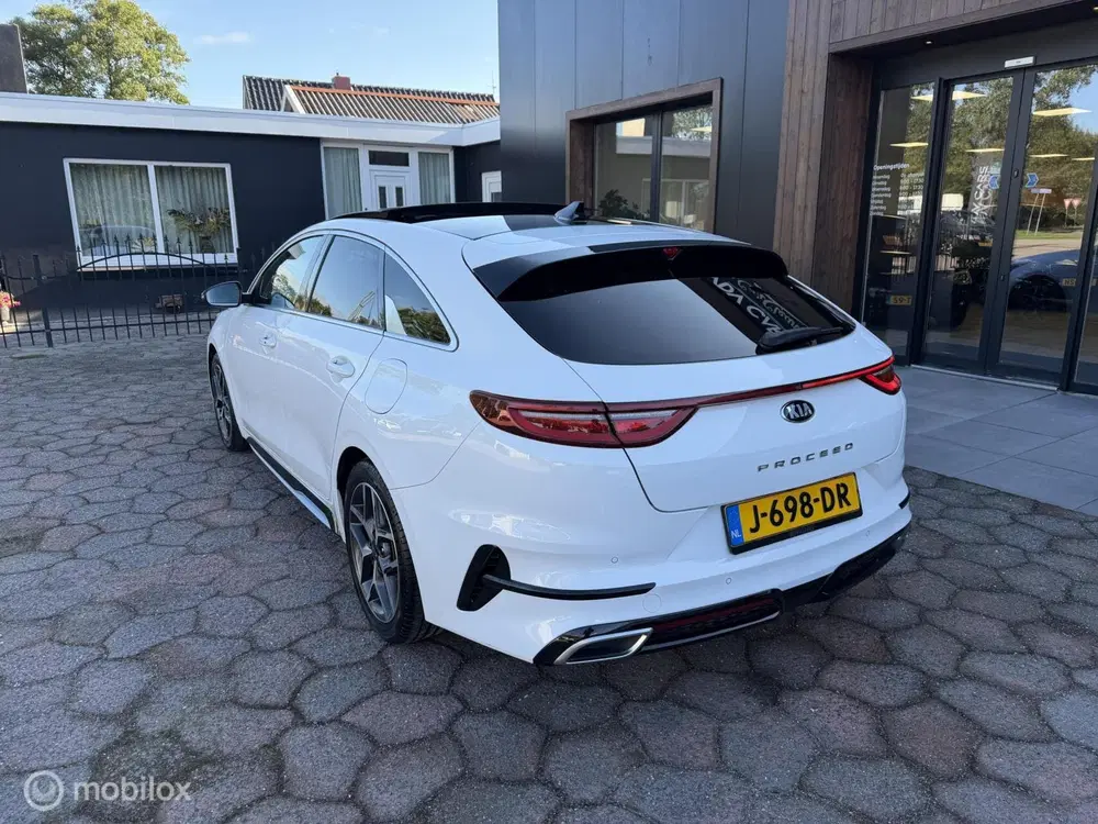 Kia ProCeed 1.0T-GDI GT-PlusLine Clima uit 2020, foto 3
