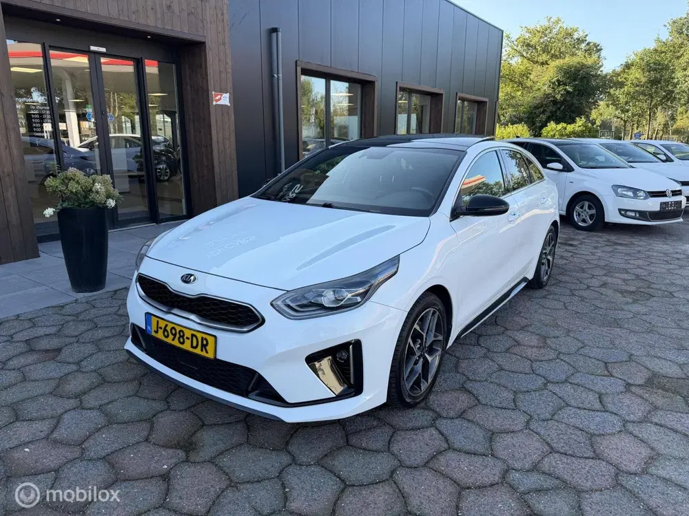 Kia ProCeed 1.0T-GDI GT-PlusLine Clima uit 2020, foto 9