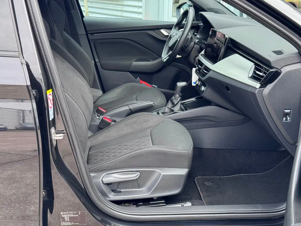 Skoda Scala 1.0 TSI Sport Business DSG uit 2022, foto 11