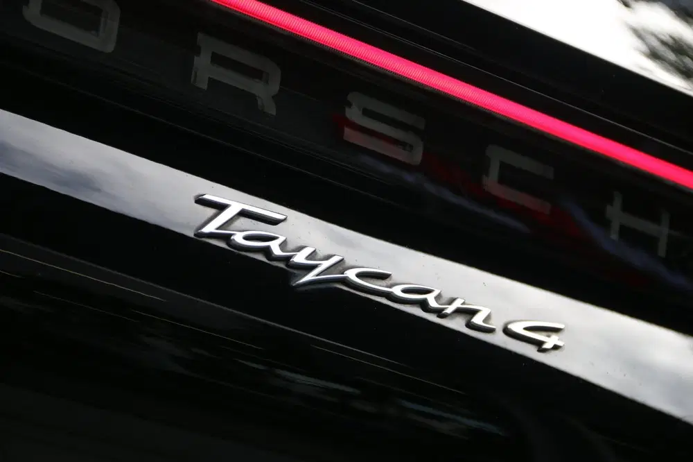 Porsche Taycan 4 93 kWh DEALER OND. BTW AUTO uit 2022, foto 7