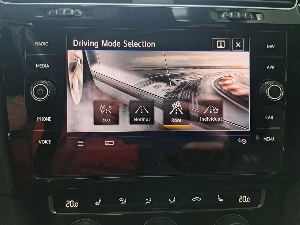 Volkswagen Golf 2.0 TSI R 4Motion Akra uit 2019, foto 4