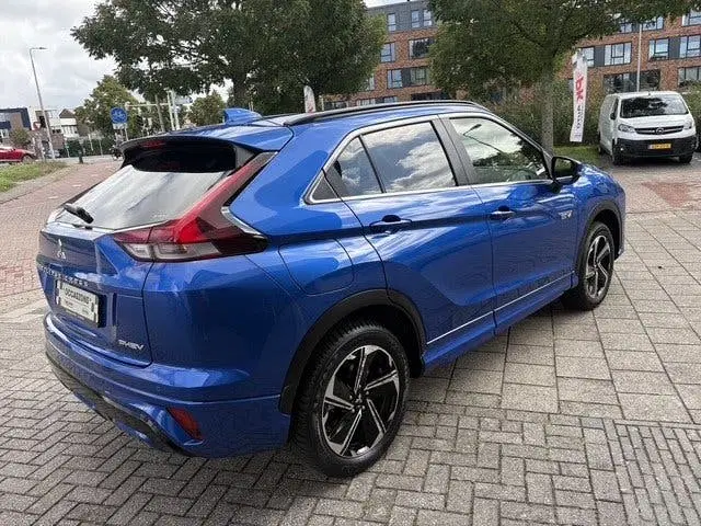Mitsubishi Eclipse Cross 2.4 PHEV Executive uit 2025, foto 4