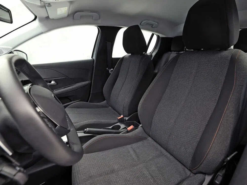 Peugeot 208 1.2 Hybrid Allure Sport Style Automaat (AP uit 2025, foto 14