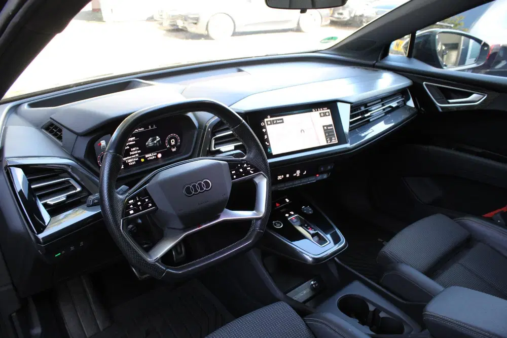 Audi Q4 e-tron 50 quattro S Competition 77 kWh uit 2022, foto 13