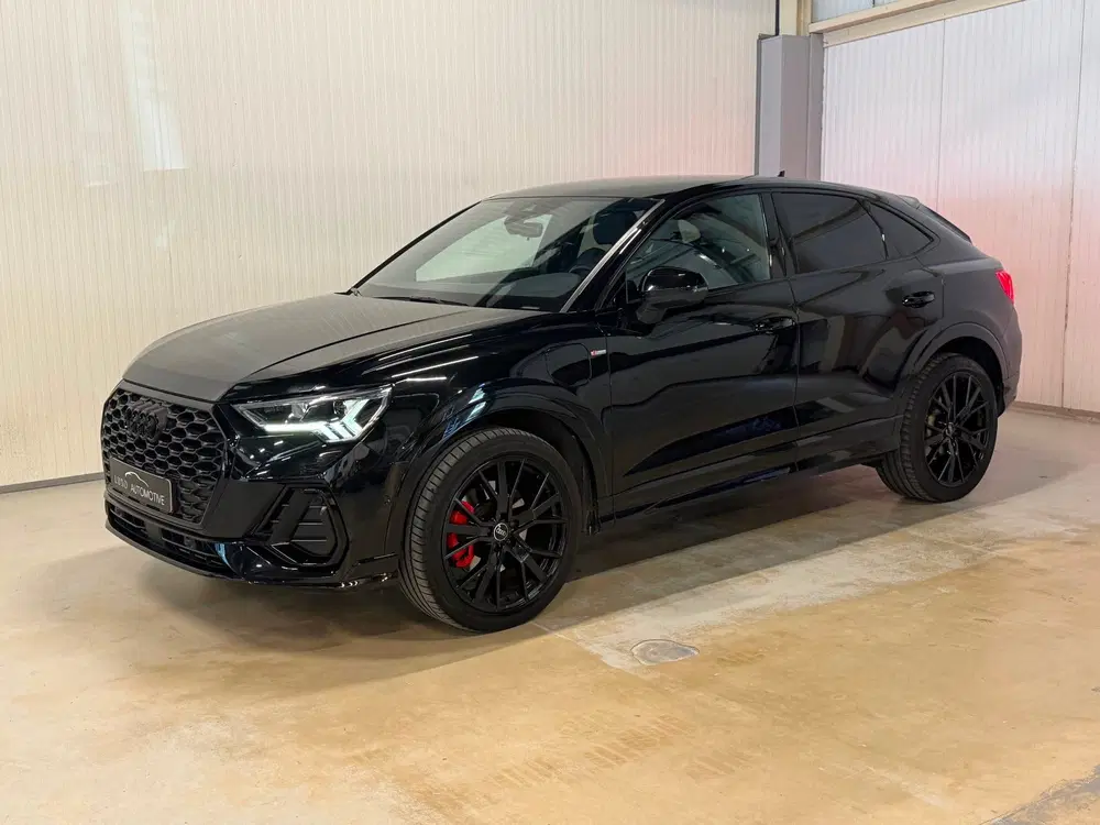 Audi Q3 45 TFSI e Edition uit 2021, foto 13