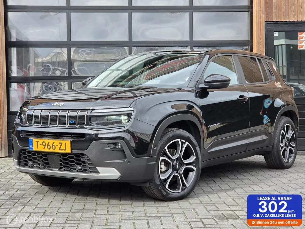 Jeep Avenger SUMMIT 54kWh ACC CAMERA KEYLESS CARPLAY ST uit 2023