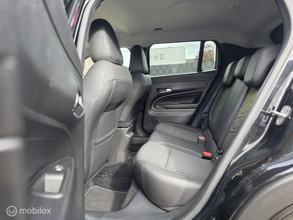 Jeep Avenger SUMMIT 54kWh ACC CAMERA KEYLESS CARPLAY ST uit 2023, foto 12