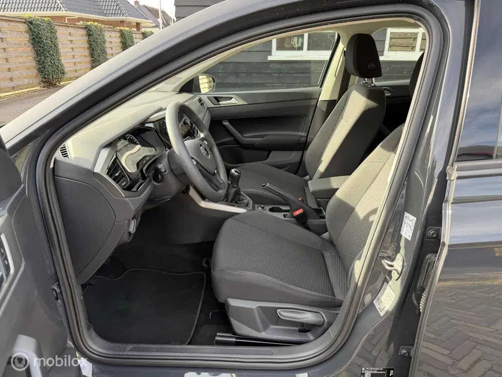 Volkswagen Polo 1.0MPI Comfortline Airco uit 2021, foto 9