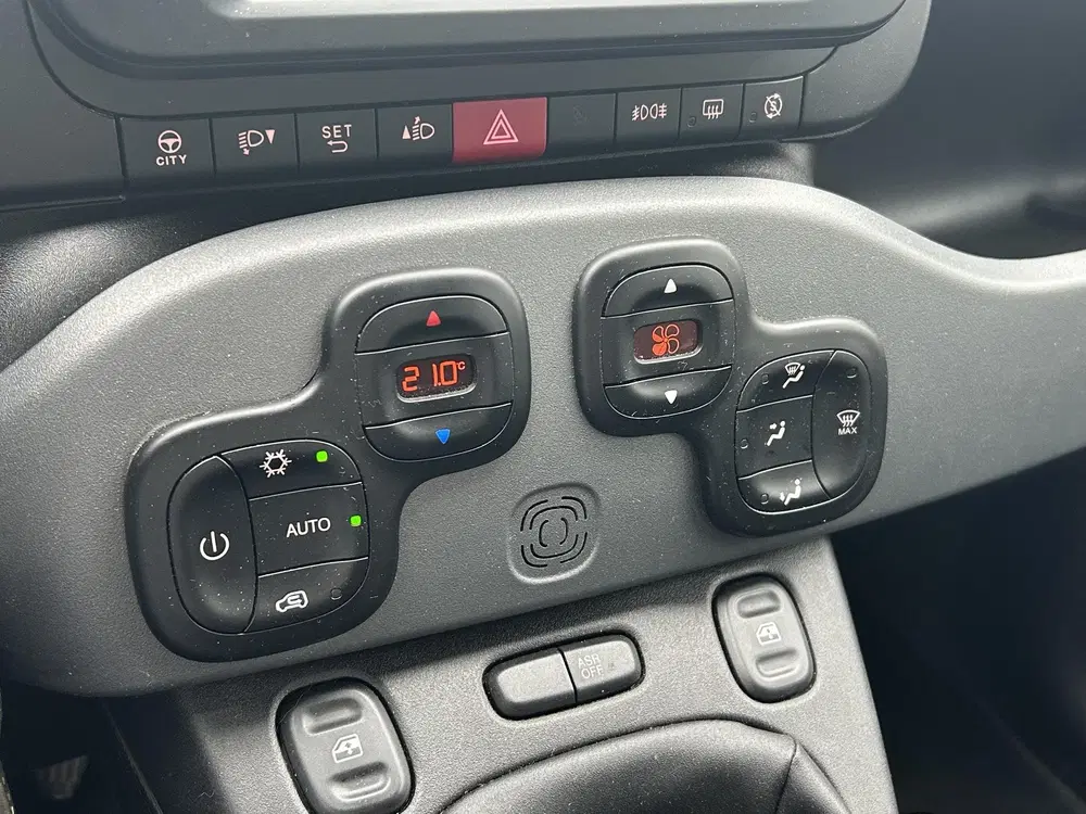 Fiat Panda 1.0 Hybrid Sport uit 2022, foto 11