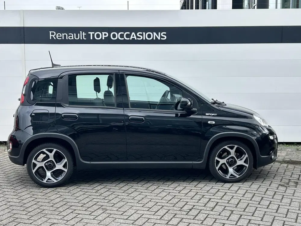 Fiat Panda 1.0 Hybrid Sport uit 2022, foto 13