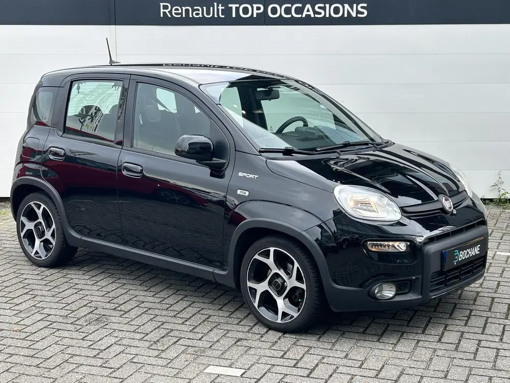 Fiat Panda 1.0 Hybrid Sport uit 2022, foto 5