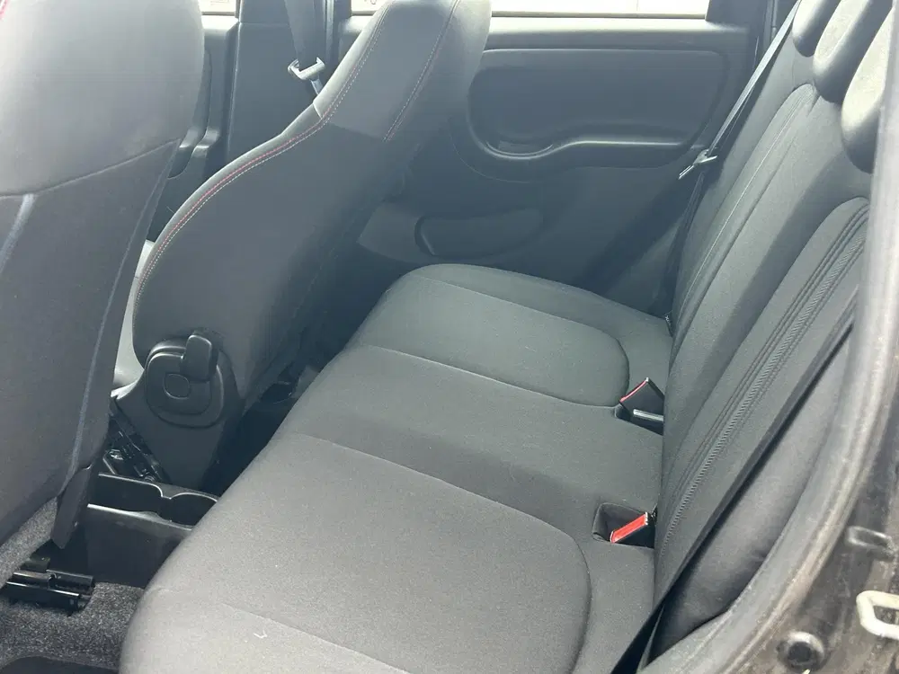 Fiat Panda 1.0 Hybrid Sport uit 2022, foto 8
