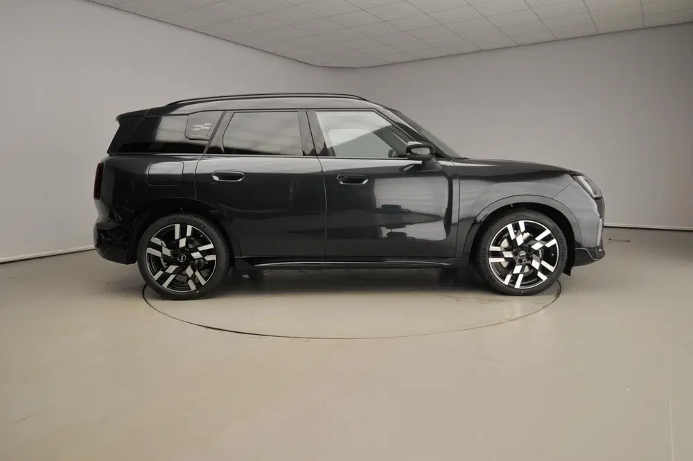 Mini Countryman 1.5 C John Cooper Works uit 2026, foto 4