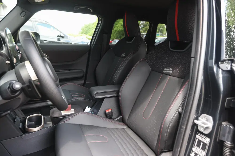 Mini Hatchback Cooper C Automaat uit 2026, foto 12