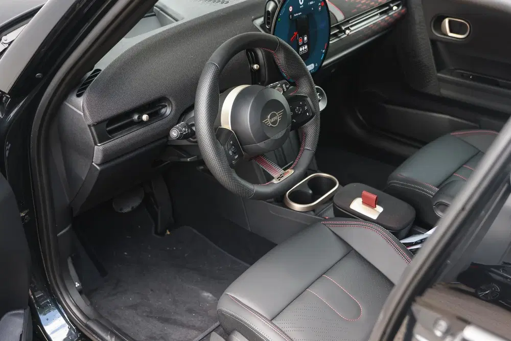 Mini Hatchback Cooper C Automaat uit 2026, foto 9