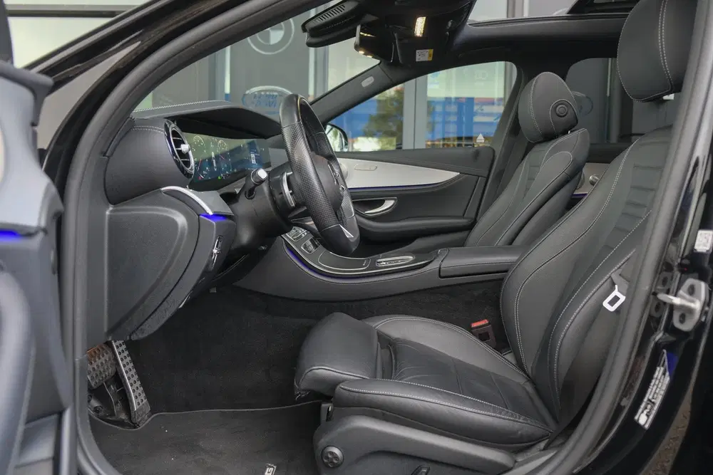 Mercedes-Benz E-Klasse E300e AMG 320pk Panoramadak Burmester uit 2022, foto 10