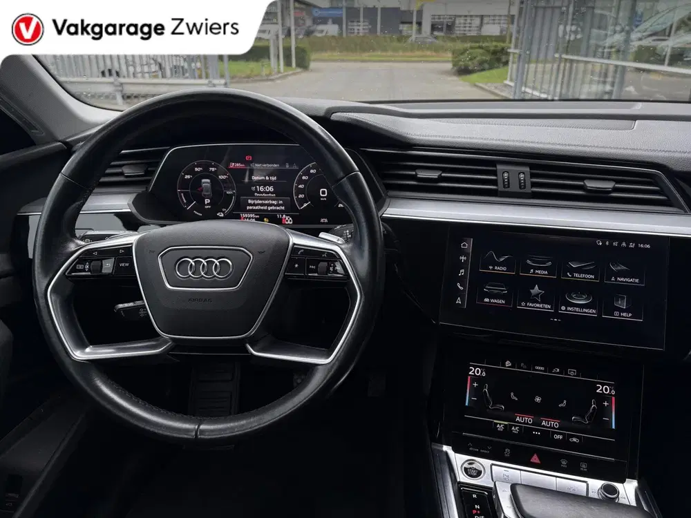 Audi e-tron e-tron 55 quattro Business edition 95 kWh uit 2020, foto 2