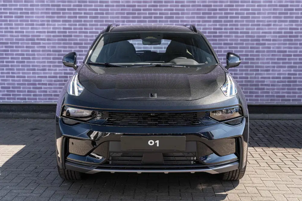Lynk & Co 01 Plug-in Hybrid 1.5 Core uit 2025, foto 5