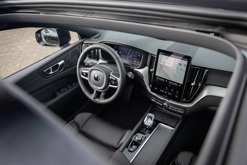 Volvo XC60 2.0 T8 Plug-in hybrid AWD Ultra Black Edit uit 2025, foto 5