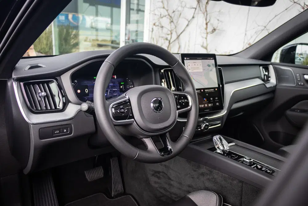 Volvo XC60 2.0 T8 Plug-in hybrid AWD Ultra Black Edit uit 2025, foto 9