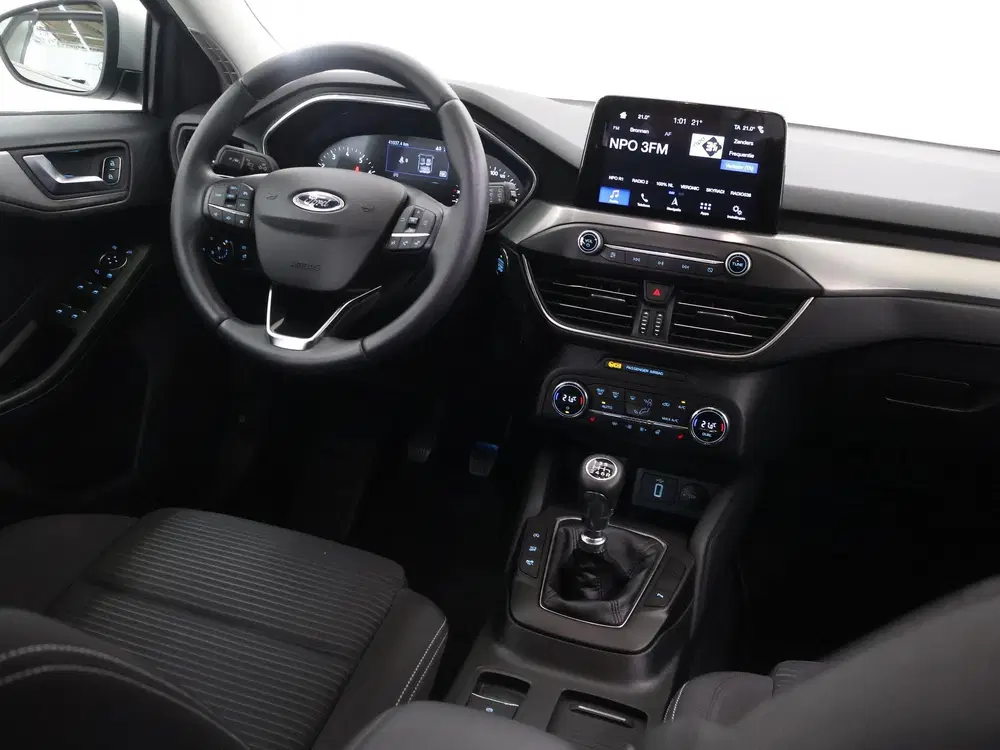 Ford Focus 1.0 EcoBoost Titanium Business uit 2020, foto 10