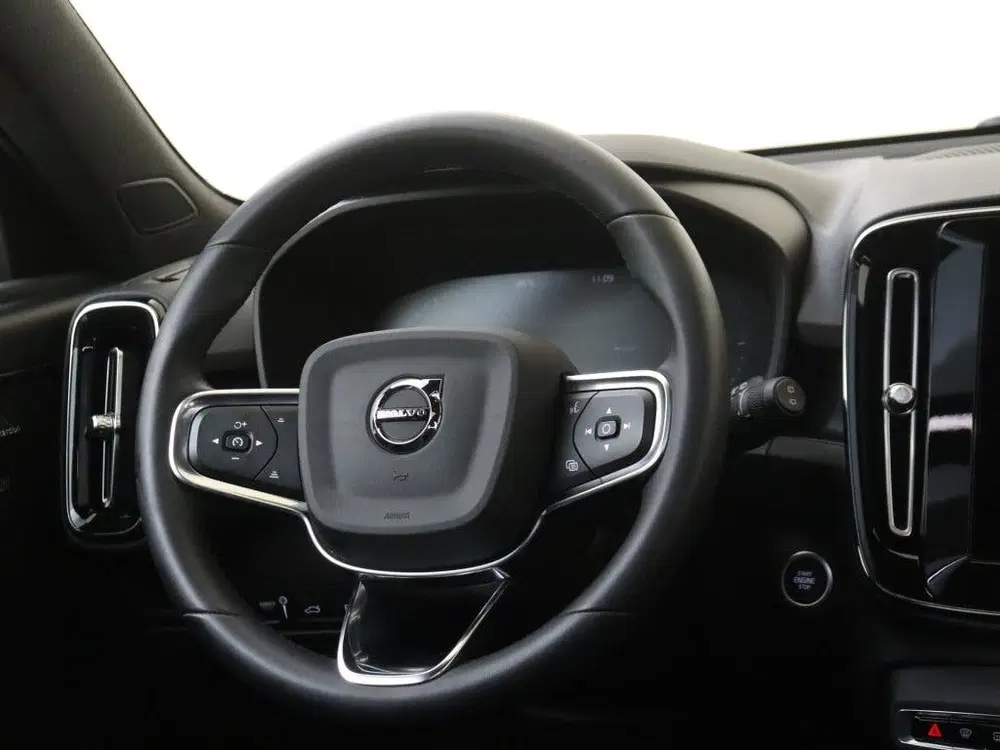 Volvo XC40 T5 Plus Dark uit 2023, foto 11
