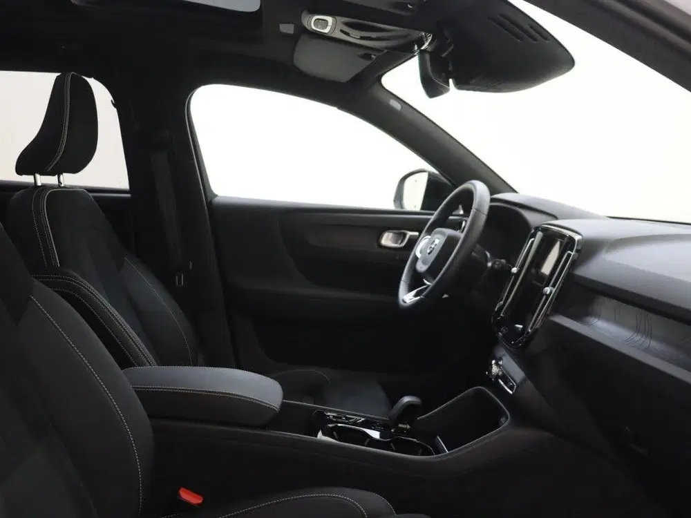 Volvo XC40 T5 Plus Dark uit 2023, foto 13
