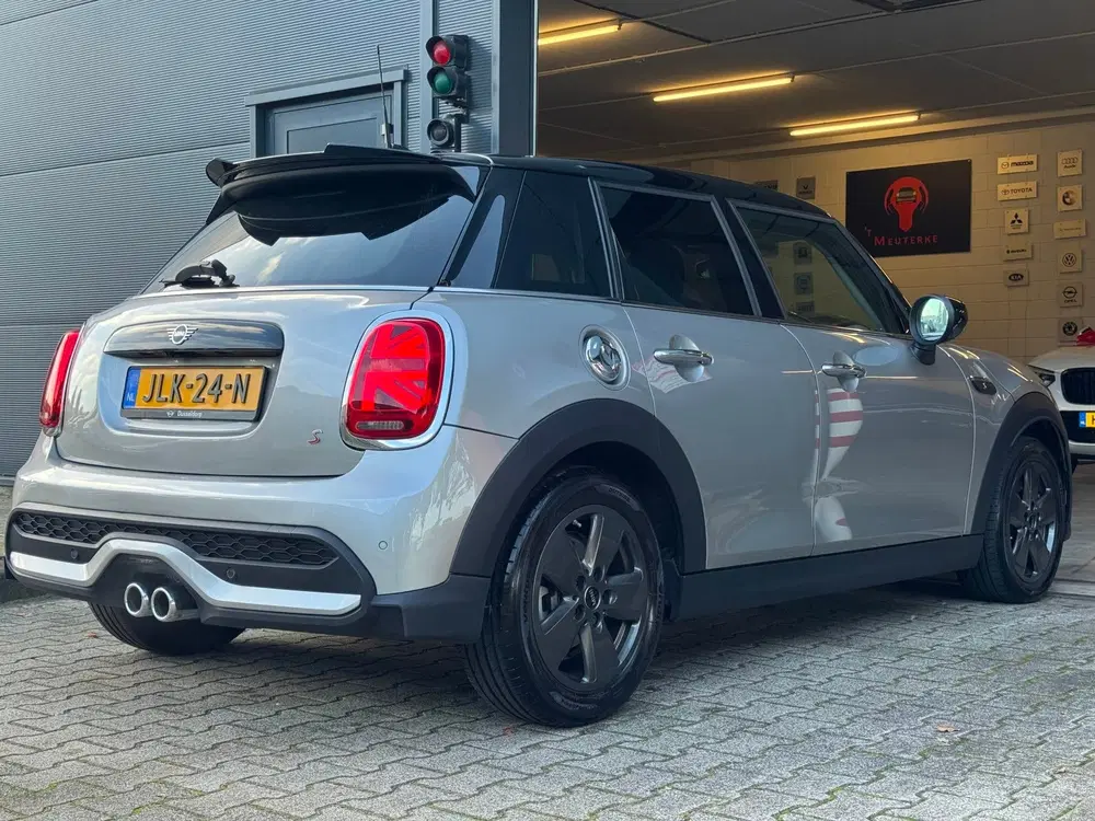 Mini Cooper S 2.0 Cooper S Classic uit 2023, foto 12