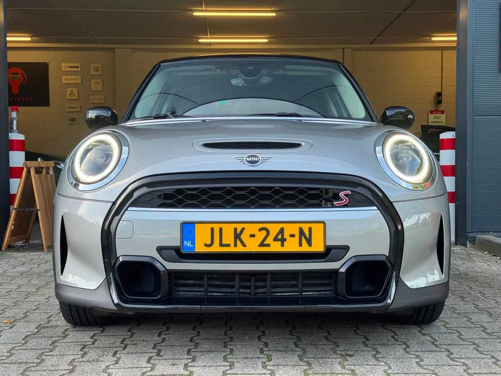 Mini Cooper S 2.0 Cooper S Classic uit 2023, foto 2